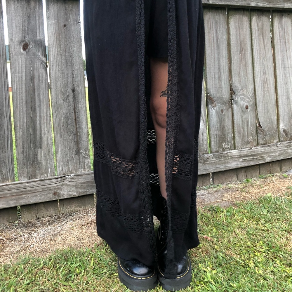 Maxi Peakaboo Skort